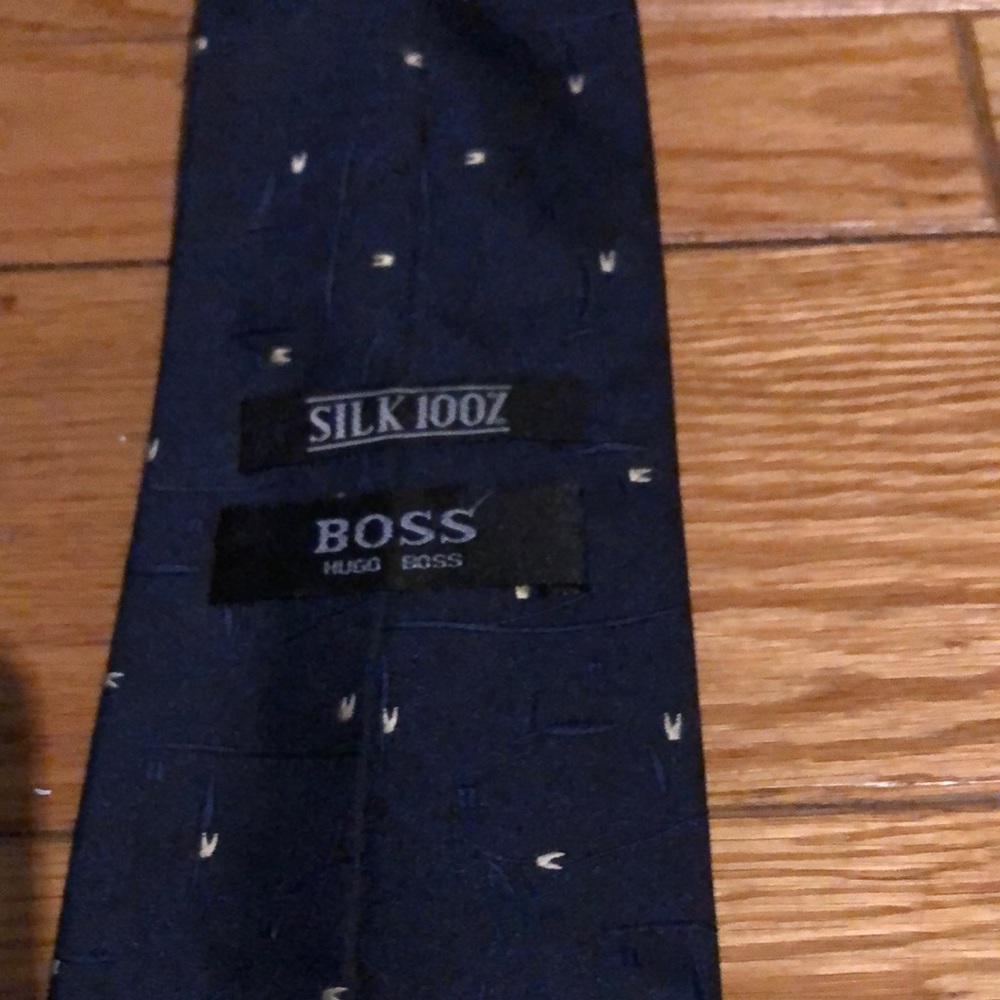 Hugo Boss tie silk 100% silk